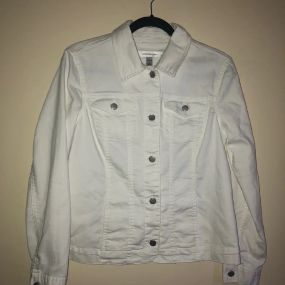 ⛔️ SOLD ⛔️ Croft & Barrow white jean jacket - Picture 2 of 4